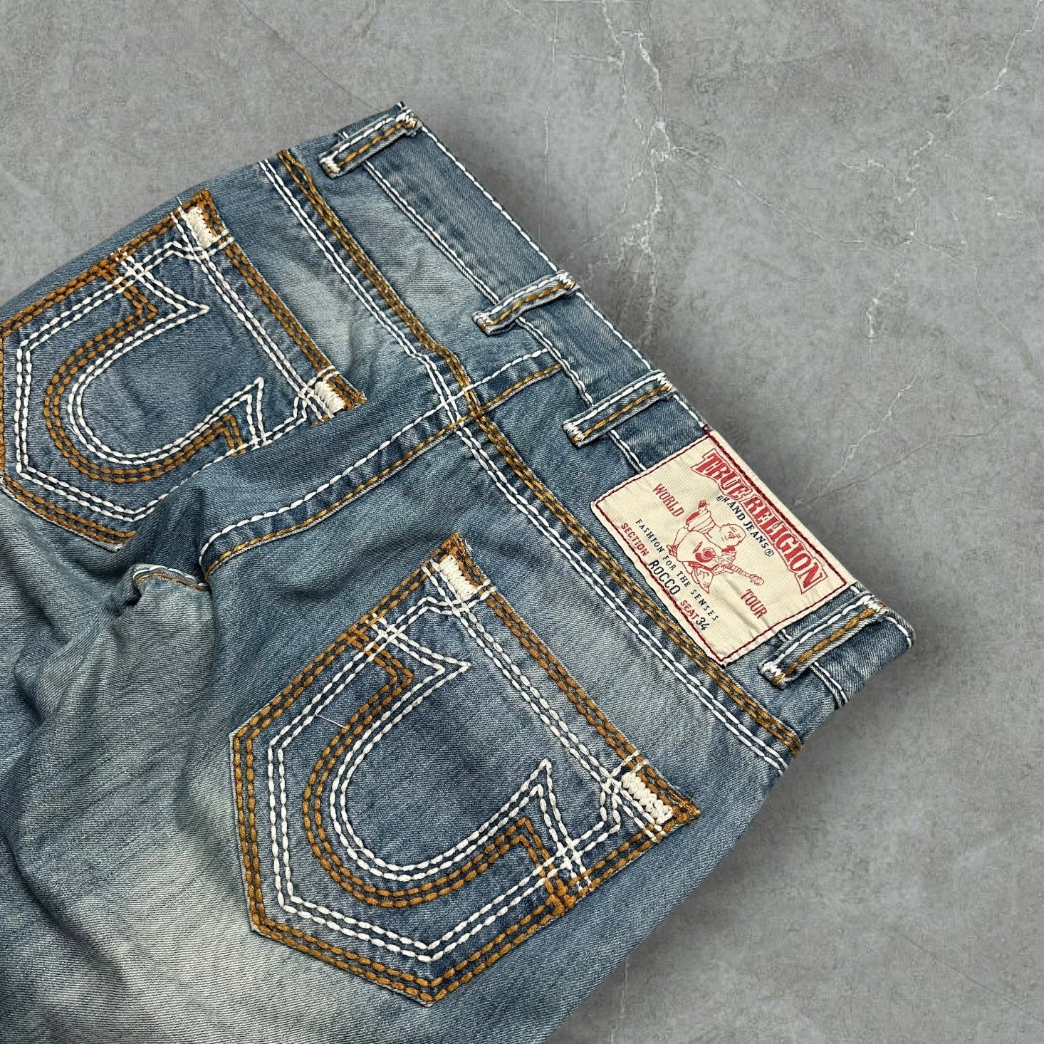 Vintage True Religion Jeans (M-L)