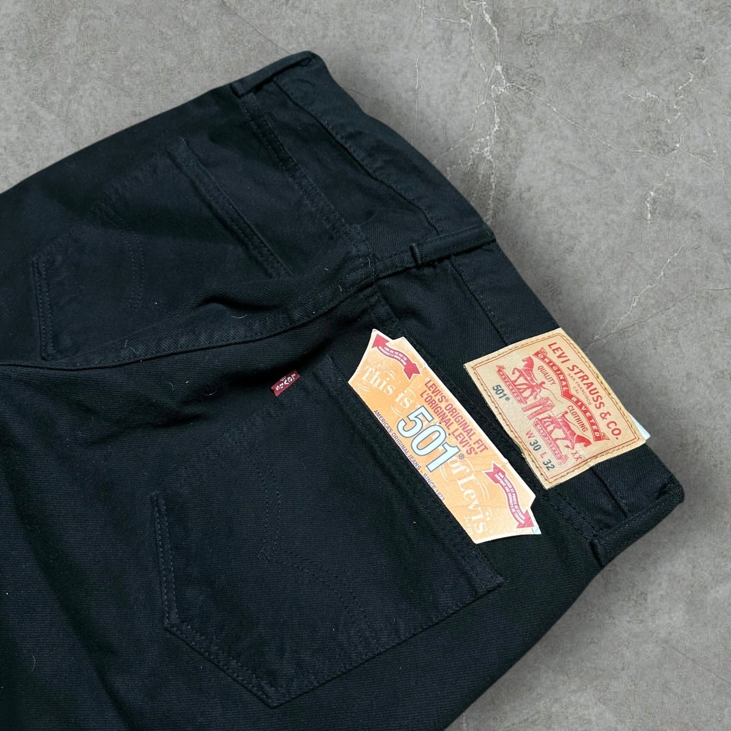 Neue Levi’s 501 Jeans (S)