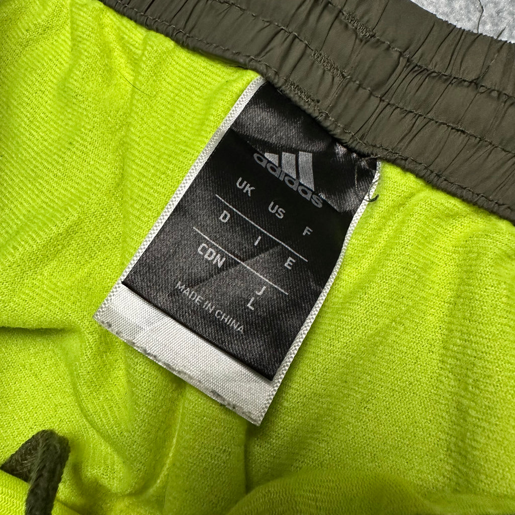 Vintage Adidas Trackpants (S-M)