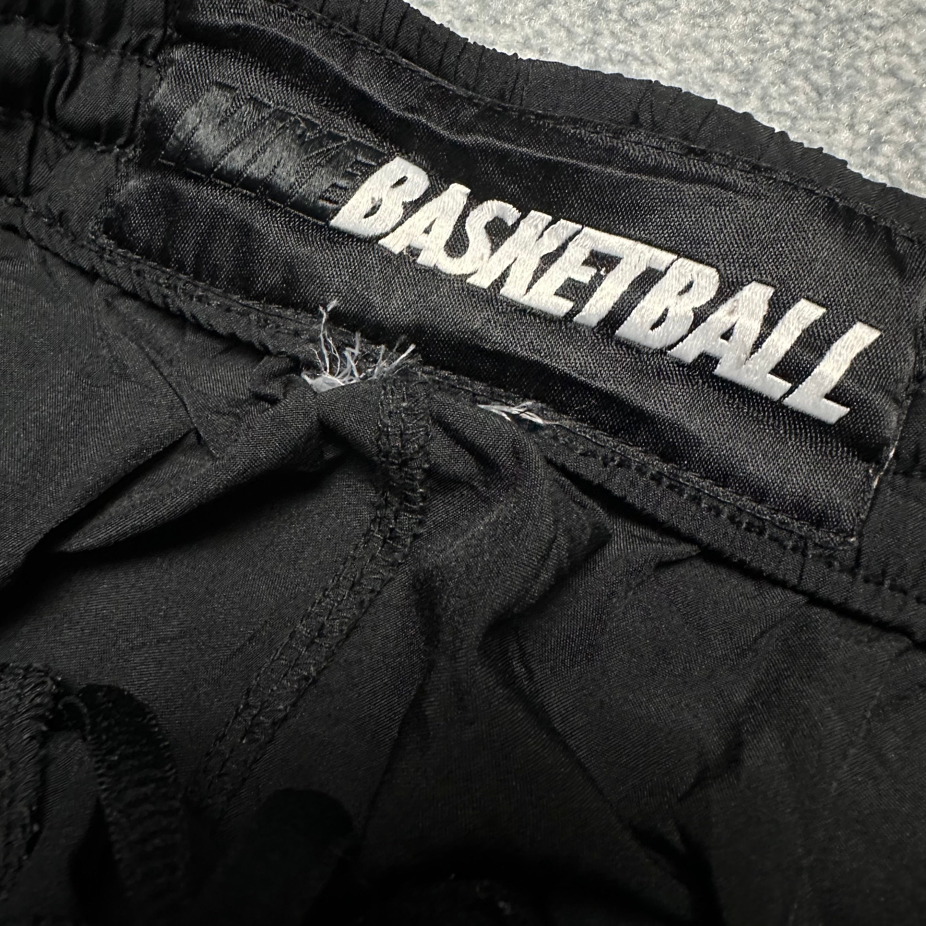 Vintage Nike Basketball Trackpants (S-M)