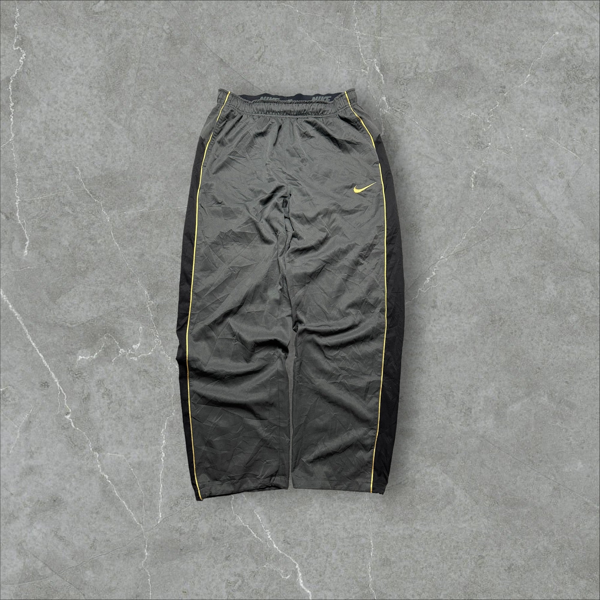 Vintage Nike Trackpants (XL)