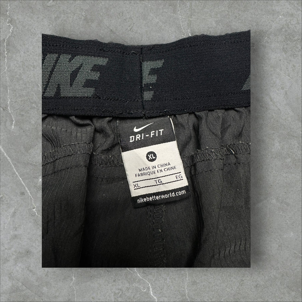 Vintage Nike Trackpants (XL)