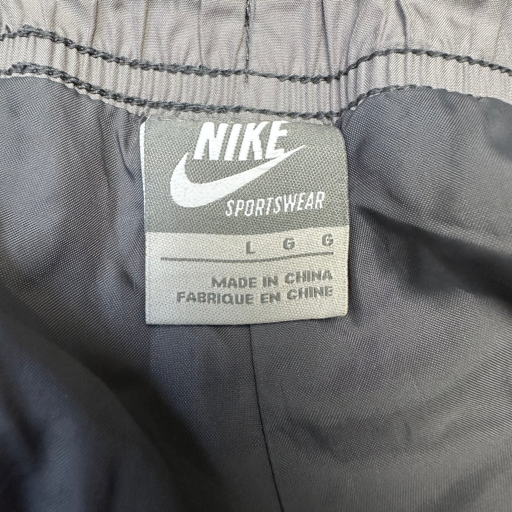 Vintage Nike Trackpants (M-L)