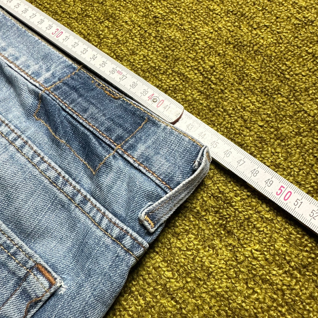 Vintage Levi’s 501 Jeans (L)