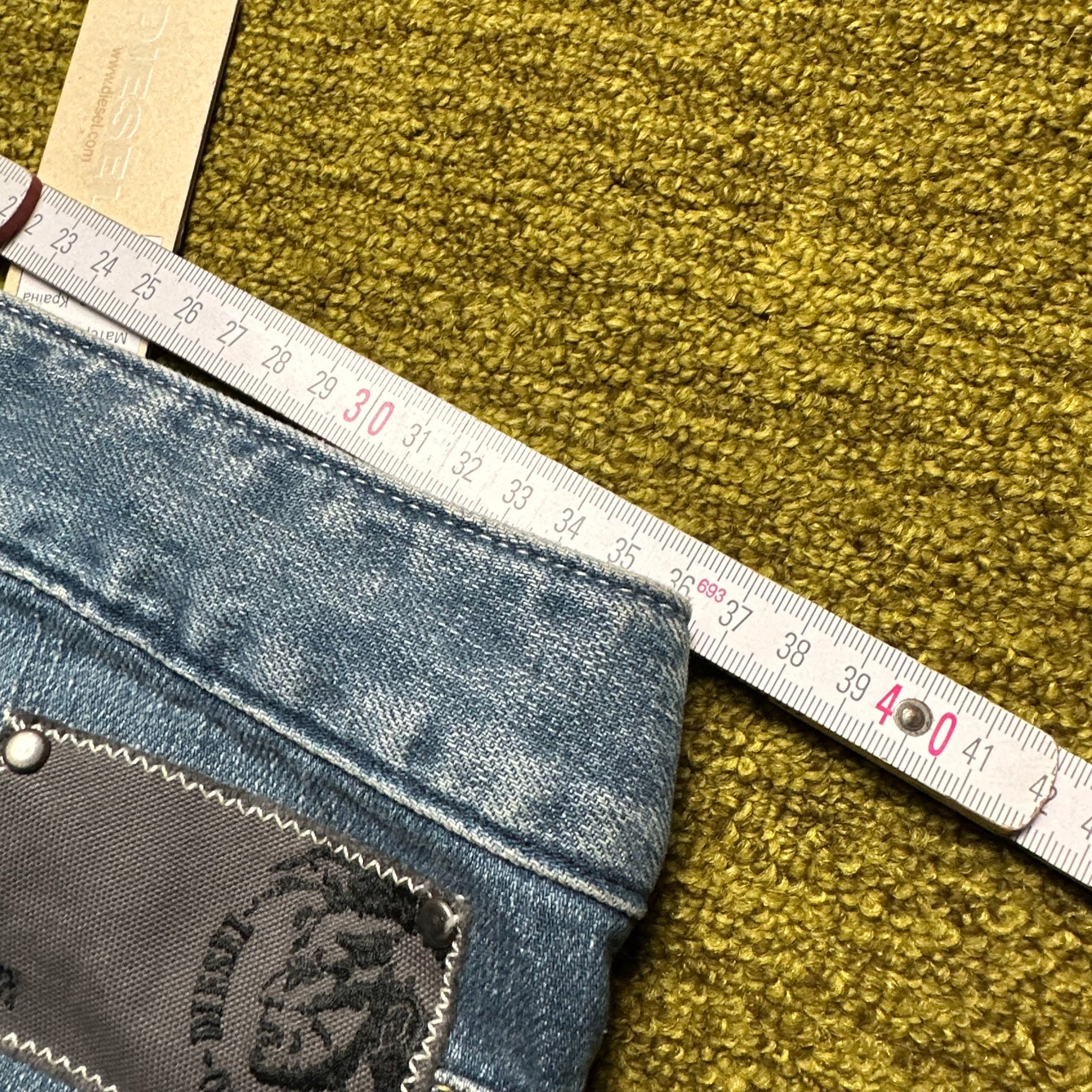 Neue Diesel Bootcut Jeans Damen +Etikett (S / 26)