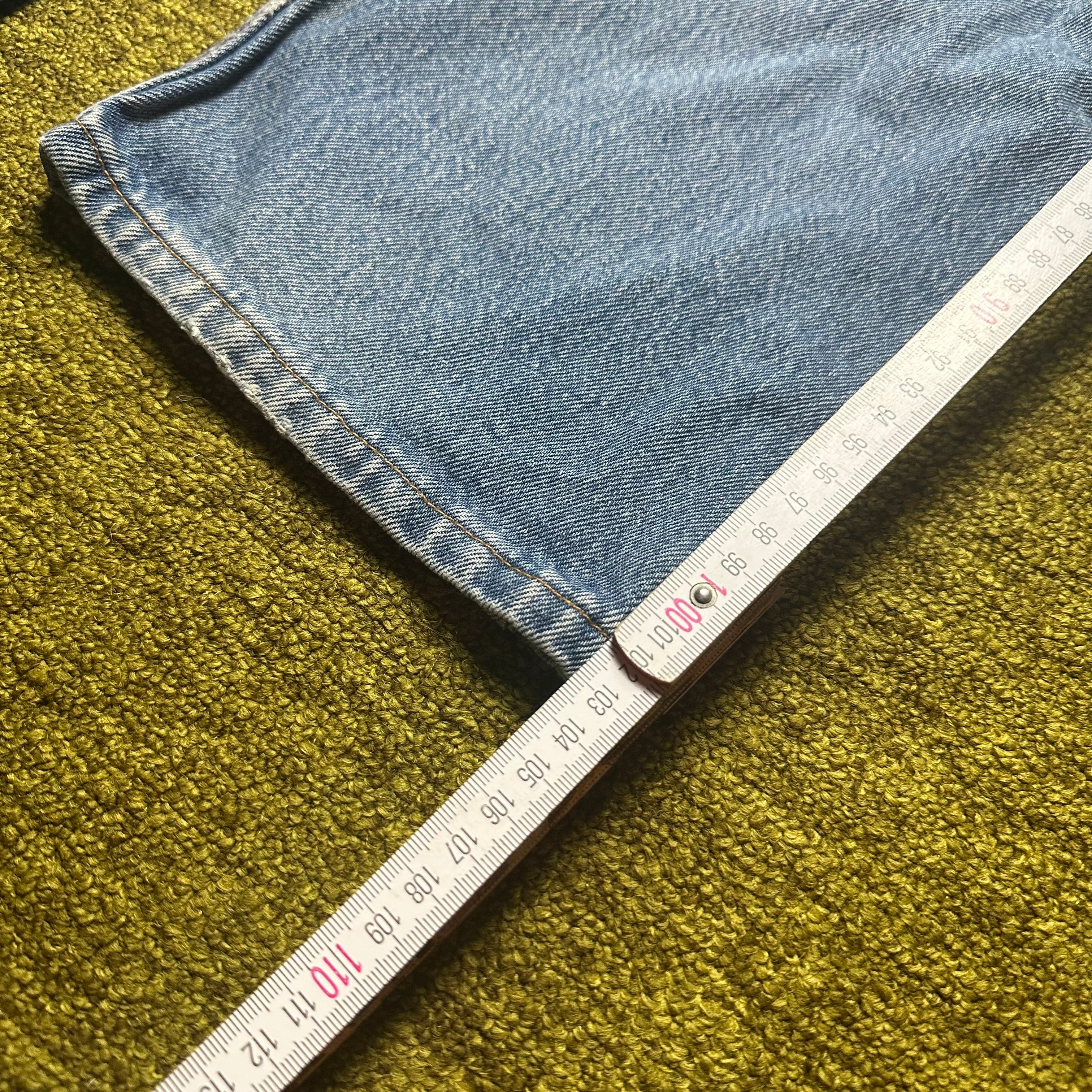 Vintage Levi’s 501 Jeans (S-M)