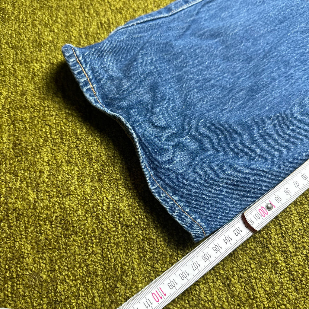 Vintage Levi’s 504 Jeans (L-XL)