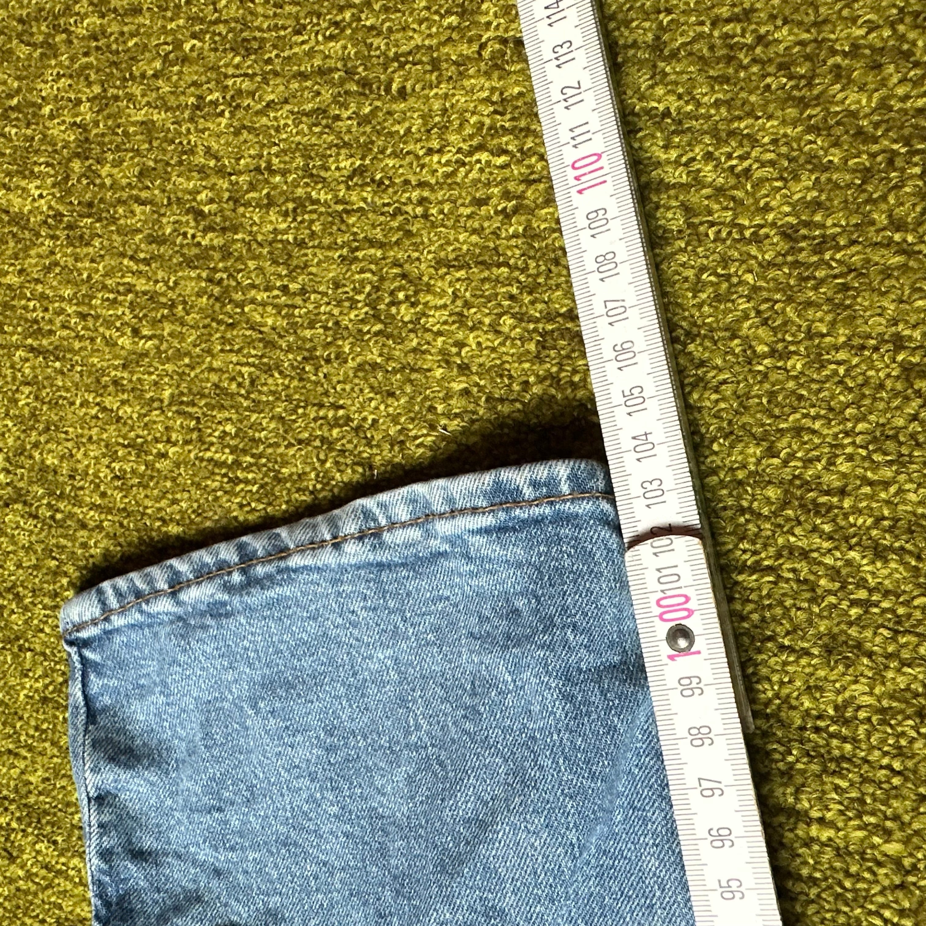 Vintage Levi’s 502 Jeans (M)
