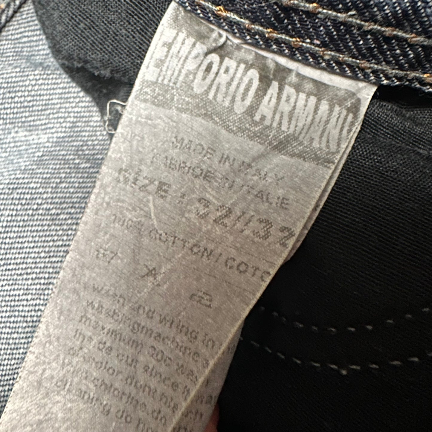Vintage Armani Jeans W32/L32 (M)