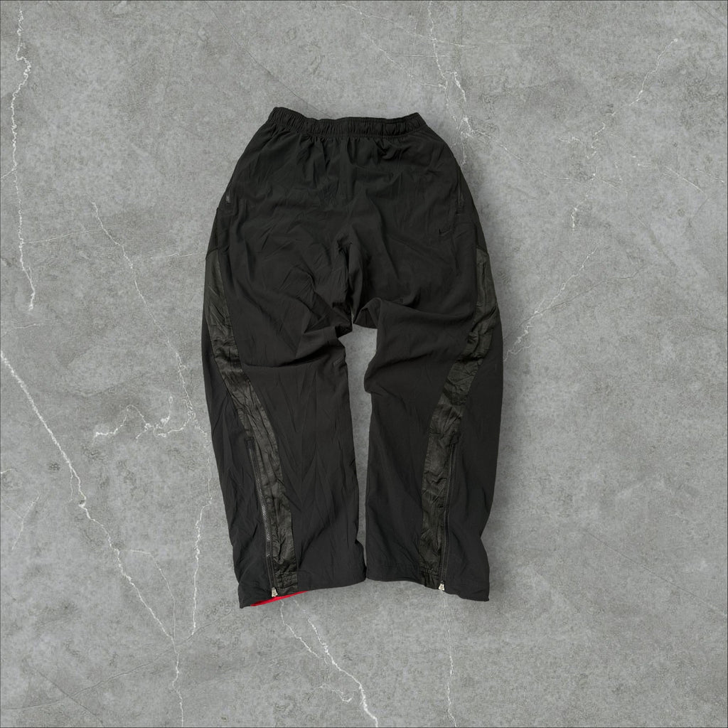 Vintage Nike Trackpants (L-XL)