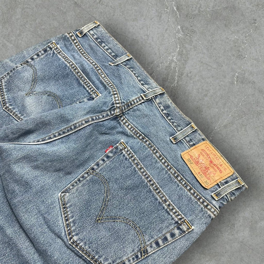 Vintage Levi’s 550 Jeans (XXL)