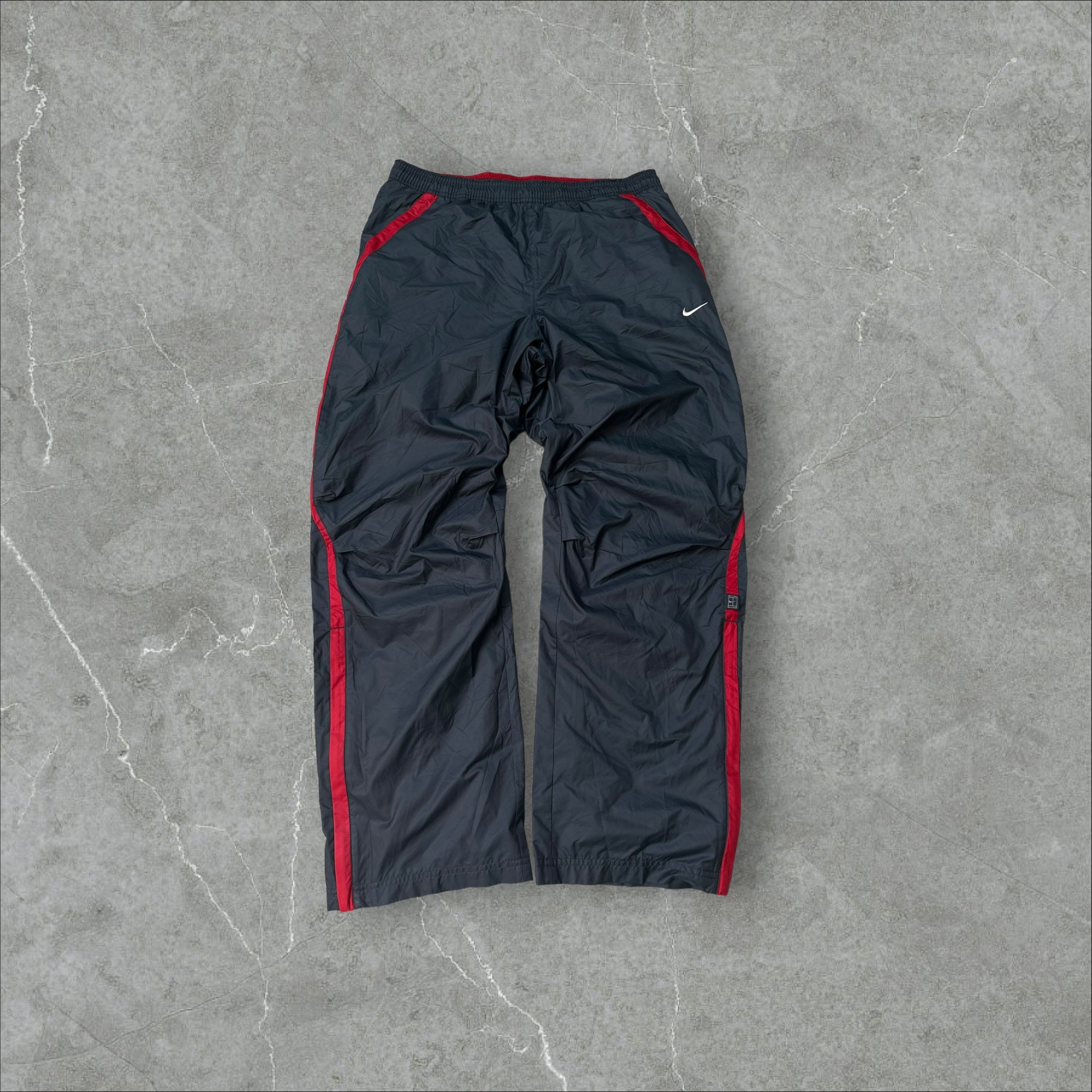Vintage Nike Trackpants (M-L)
