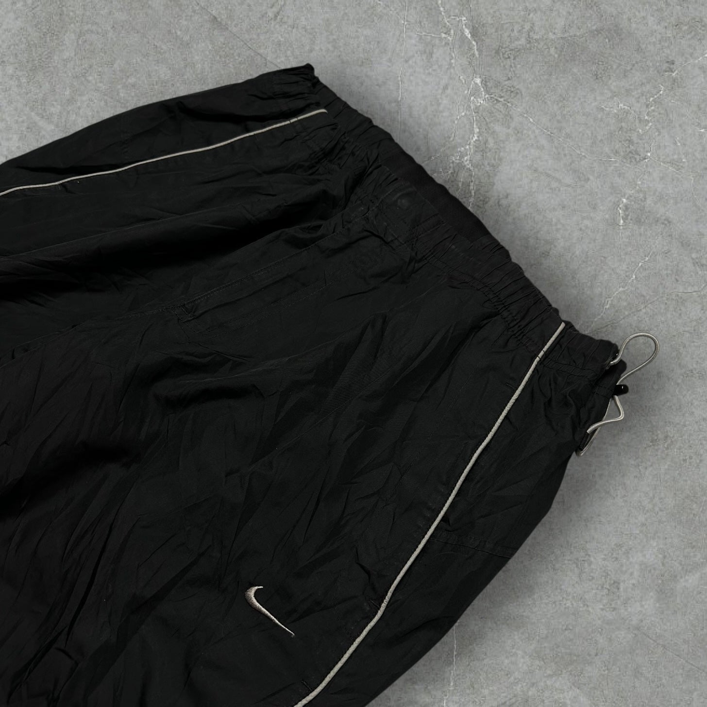 Vintage Nike Trackpants (M-L)
