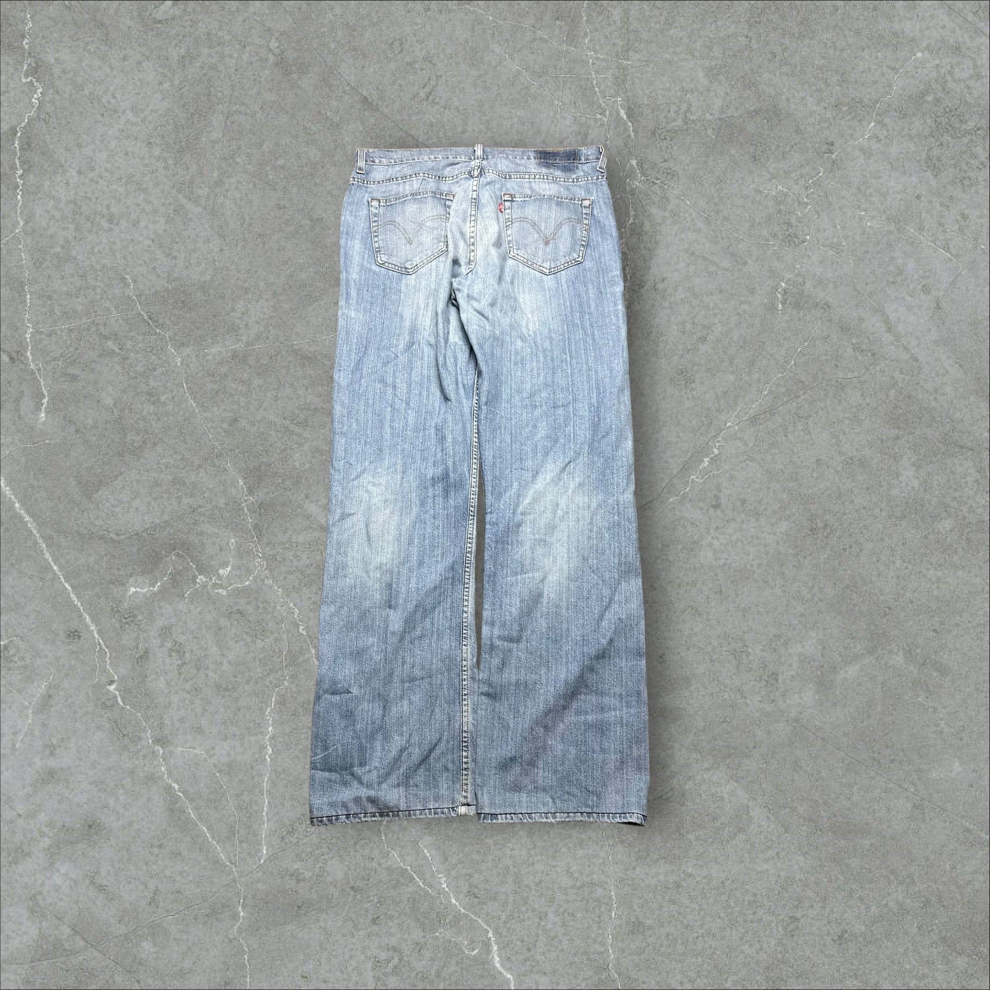 Vintage Levi’s 501 Jeans (L)