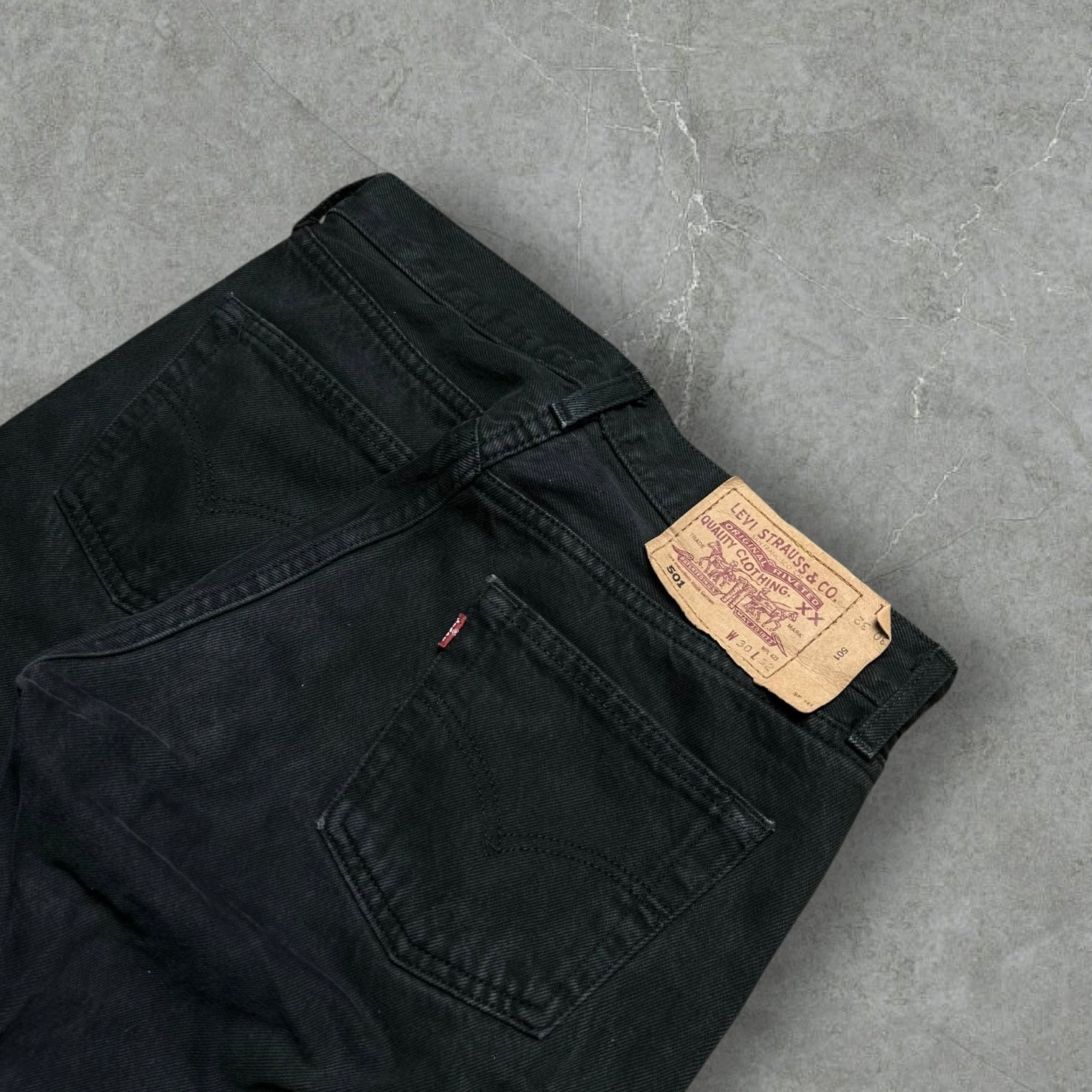 Vintage Levi’s 501 Jeans (XS)