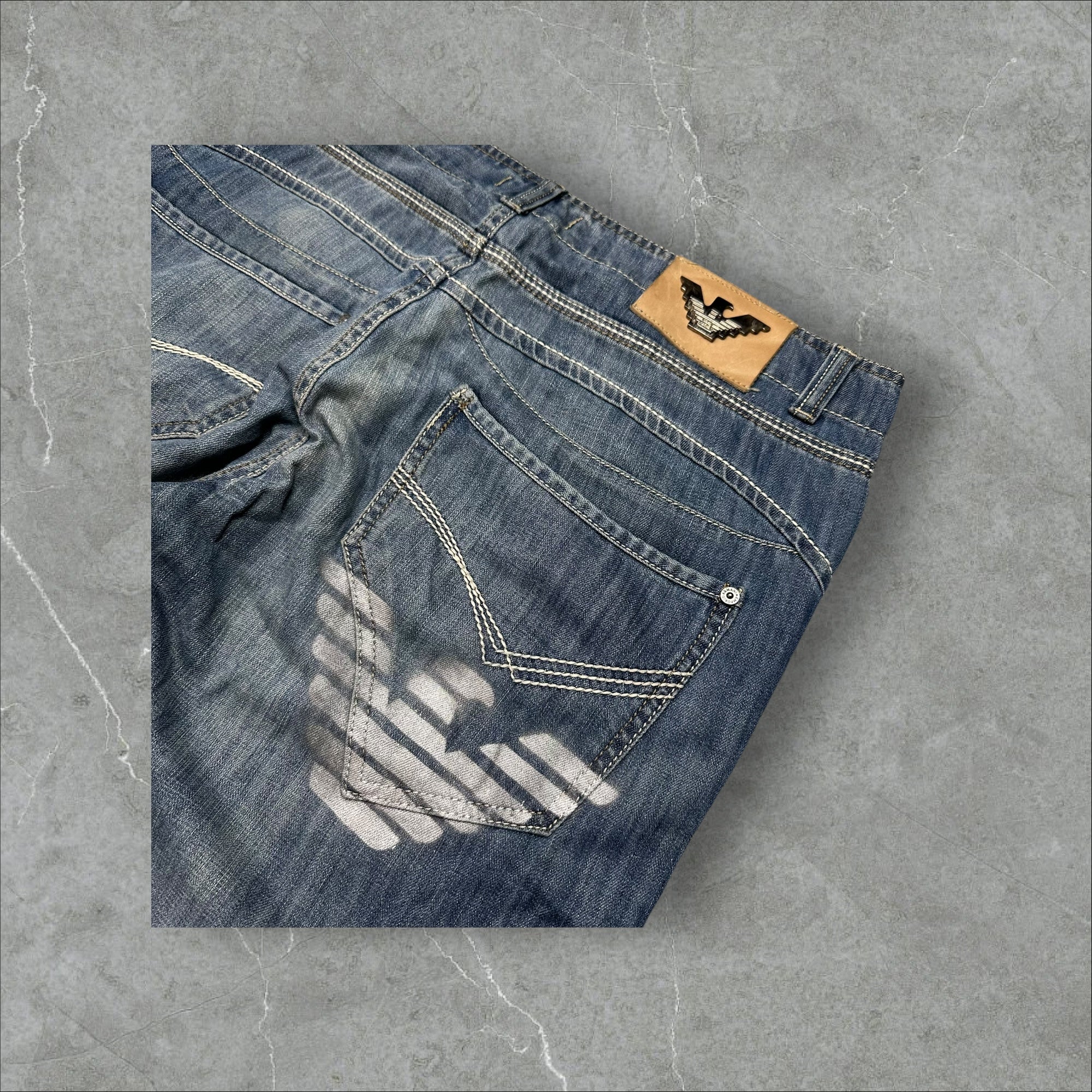 Vintage Armani Jeans W33 (L)