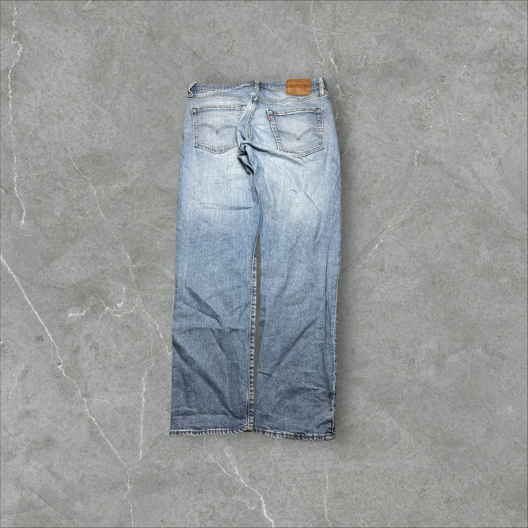 Vintage Levi’s 502 Jeans (M)